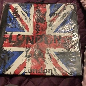 COPY - London T-shirt